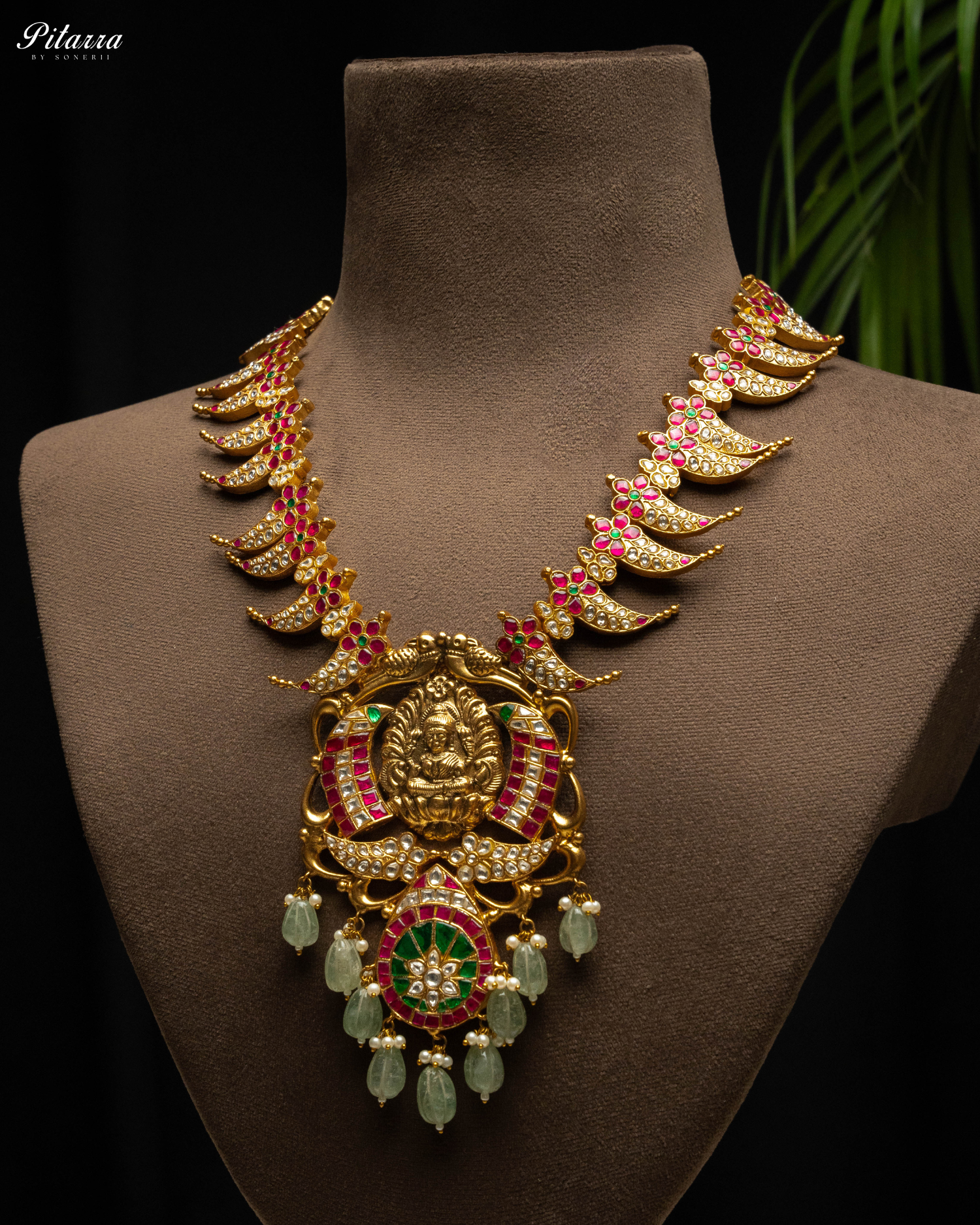 Gold Antique Punjabi Kundan Necklace with Lakshmi Ji