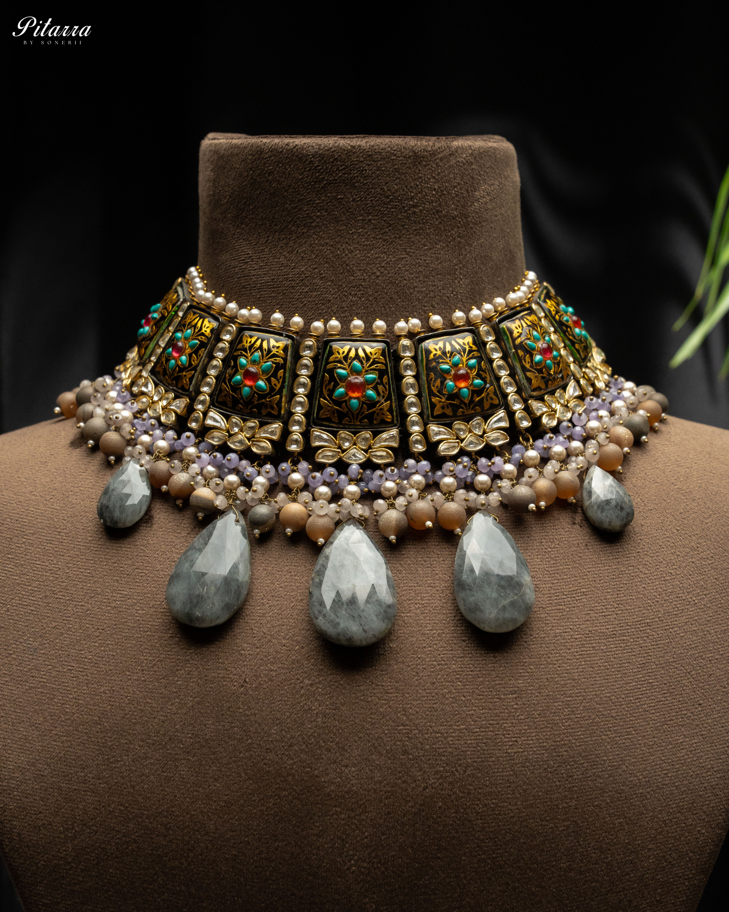 Pitarra Polki Kundan Silver Choker Necklace Set